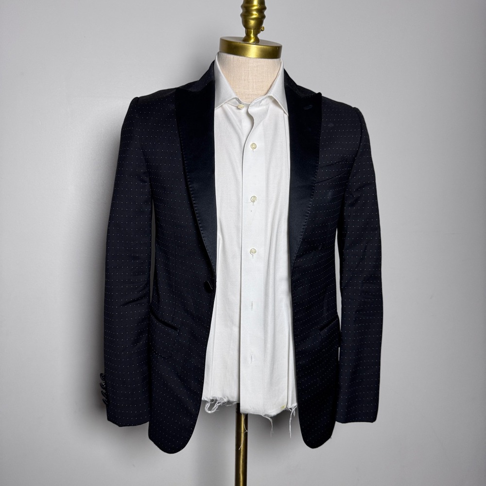 The Black Tux Tuxedo Jacket Mens 34R Black Pin Dot Merino Wool Peak Lapel Blazer